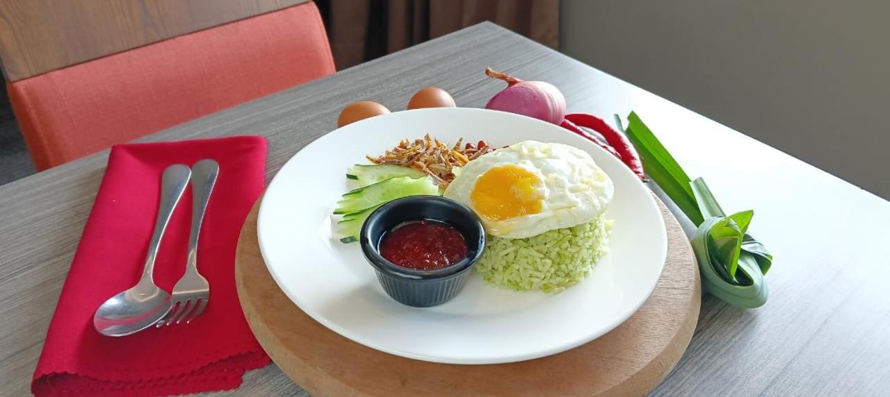 Manhattan Hotel Ipoh Kültér fotó
